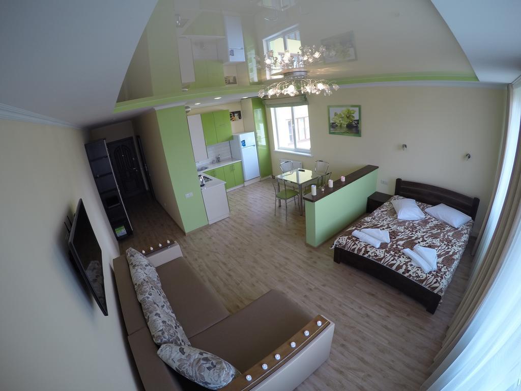 Vip Apartament In The Center Трускавец Экстерьер фото