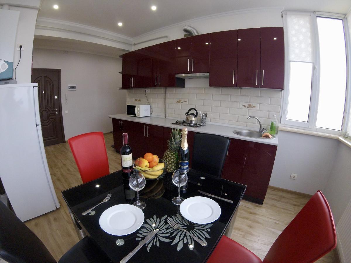 Vip Apartament In The Center Трускавец Экстерьер фото
